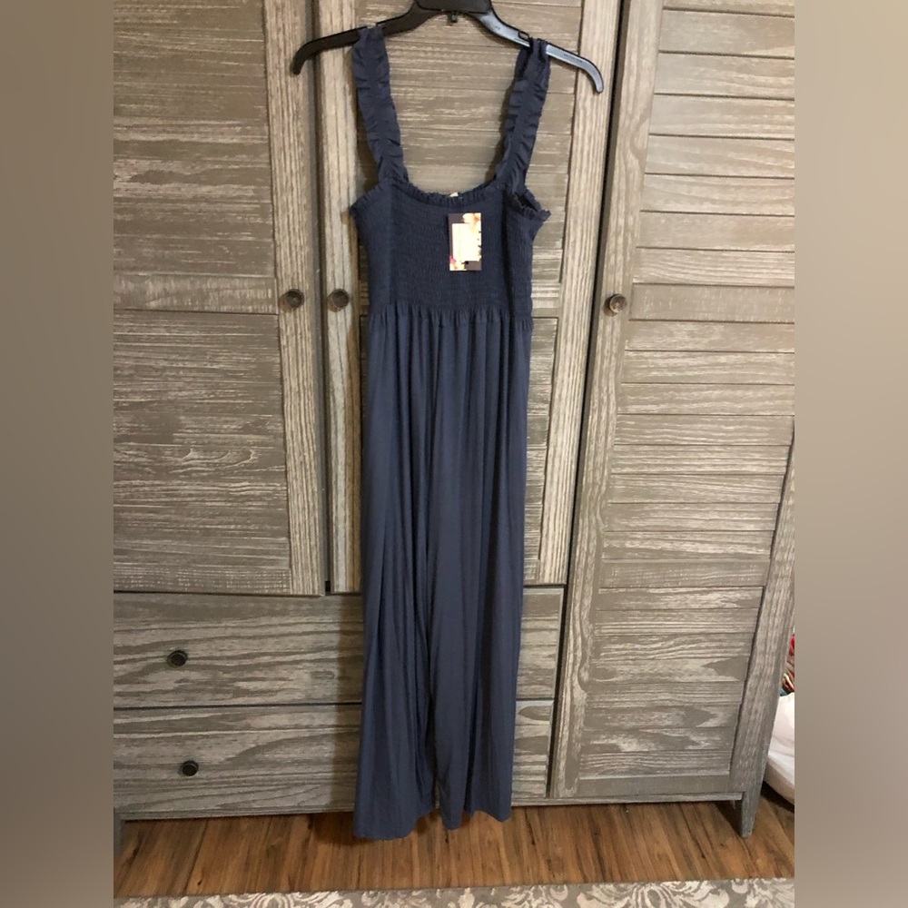 Jumpsuit Medium NWT